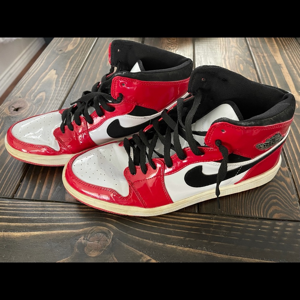 Jordan 1 Red/Black